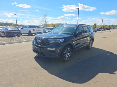 2023 Ford Explorer ST-Line