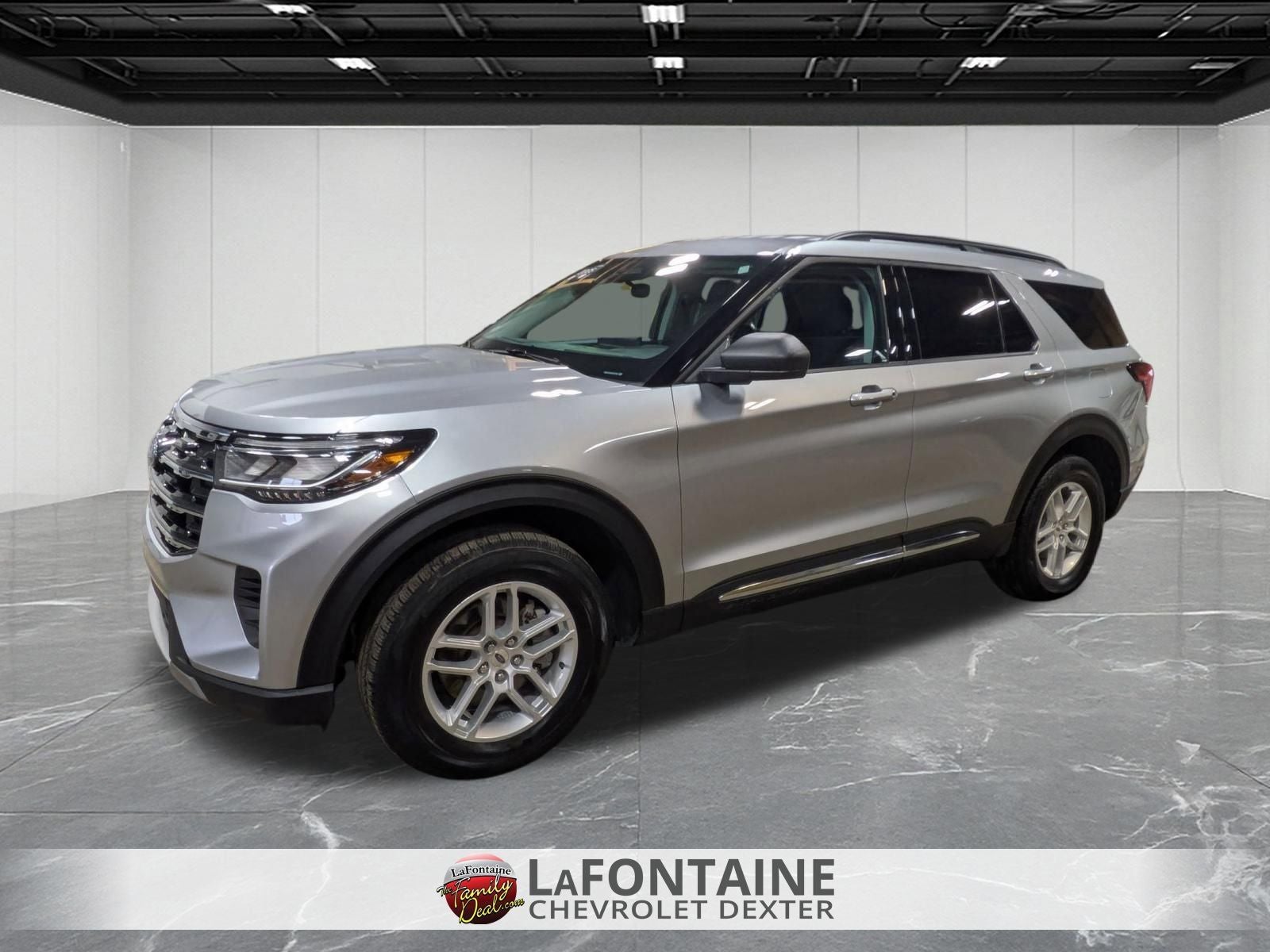 2025 Ford Explorer Active 4WD