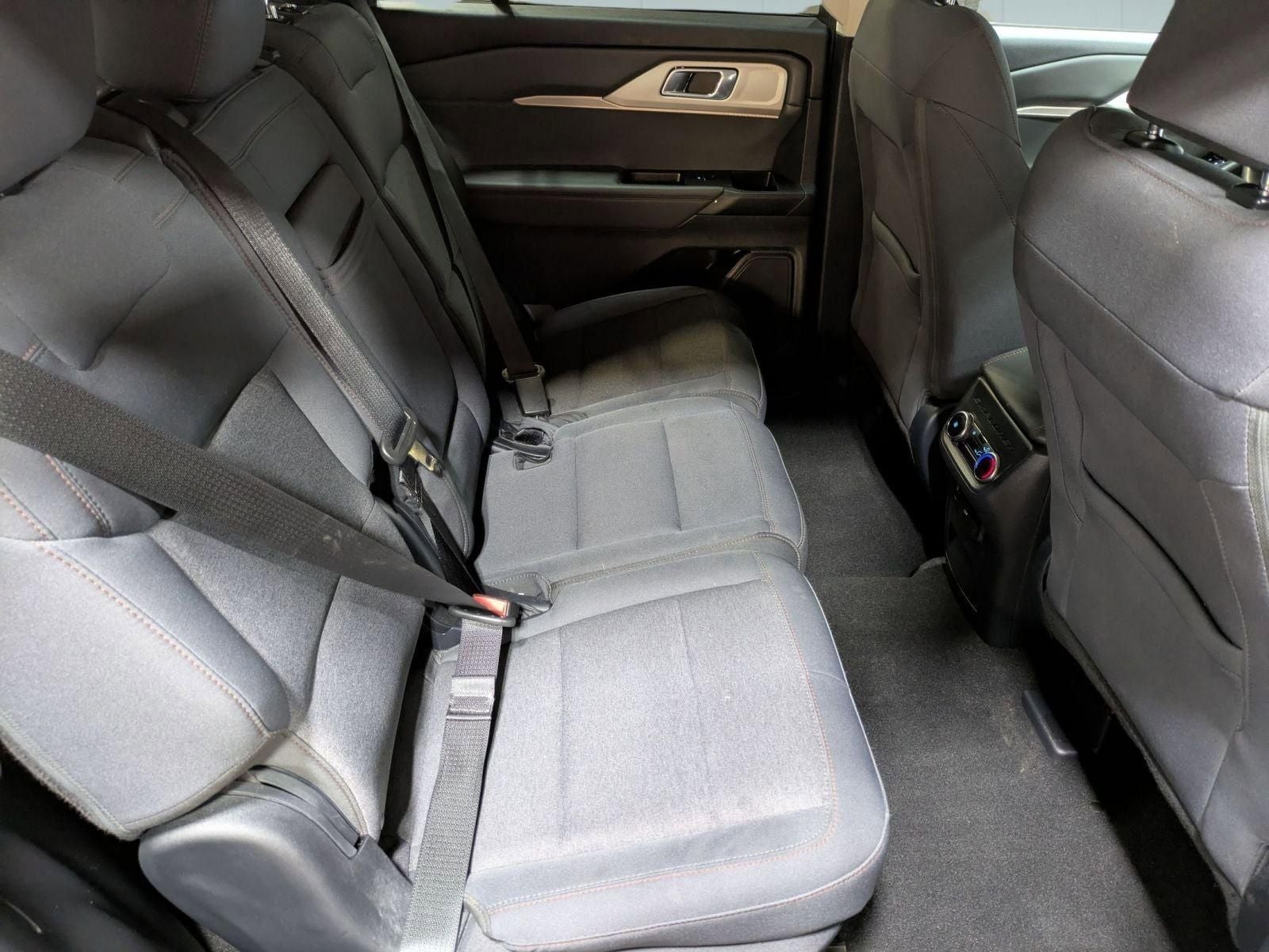 2025 Ford Explorer Active 4WD