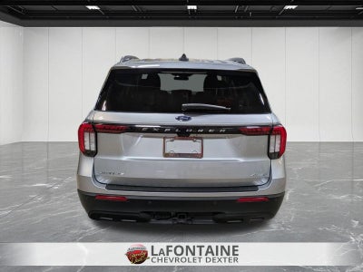 2025 Ford Explorer Active 4WD