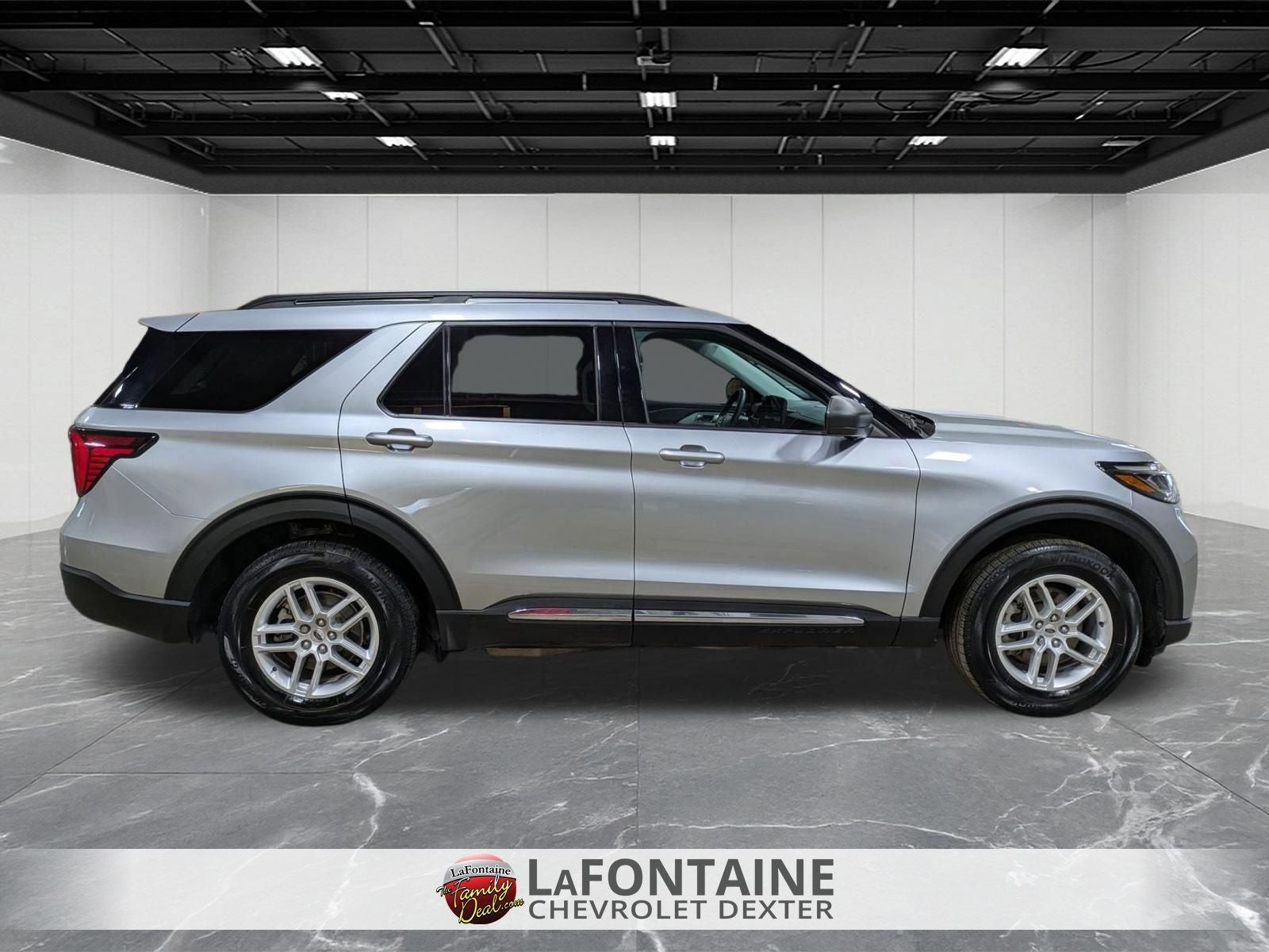 2025 Ford Explorer Active 4WD