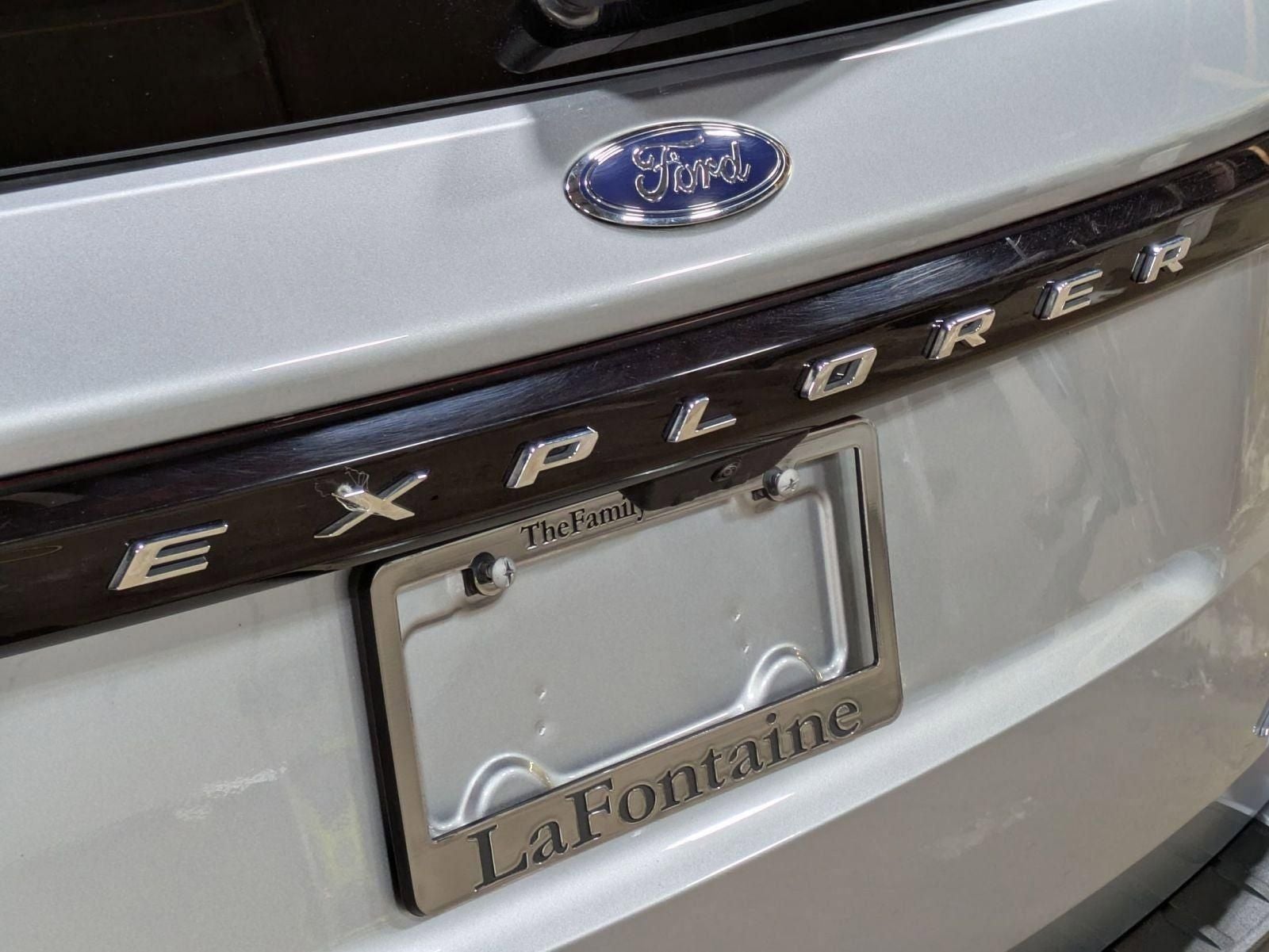 2025 Ford Explorer Active 4WD