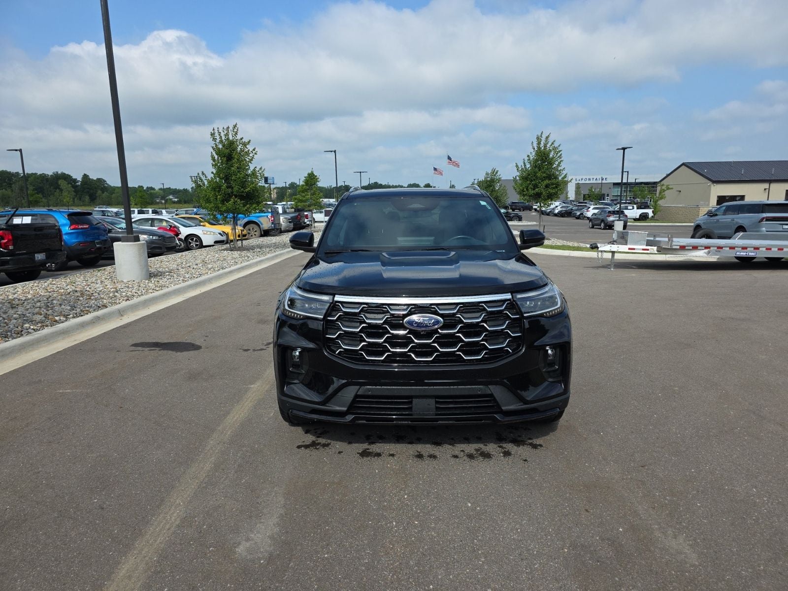 2025 Ford Explorer Platinum