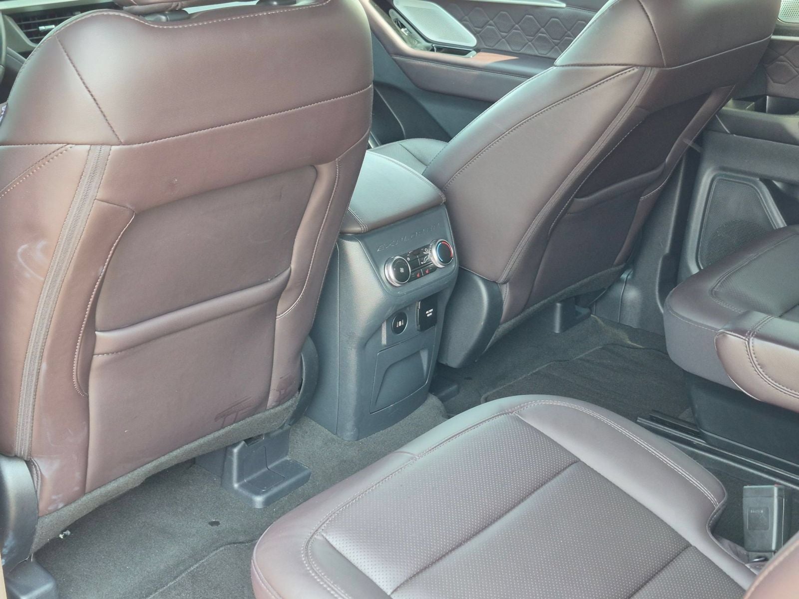 2025 Ford Explorer Platinum 4X4