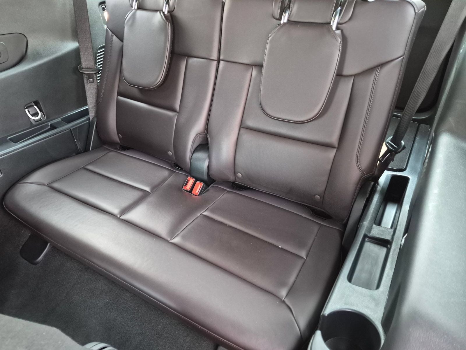 2025 Ford Explorer Platinum 4X4