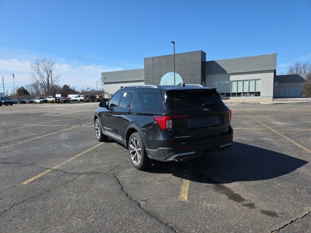2025 Ford Explorer Platinum