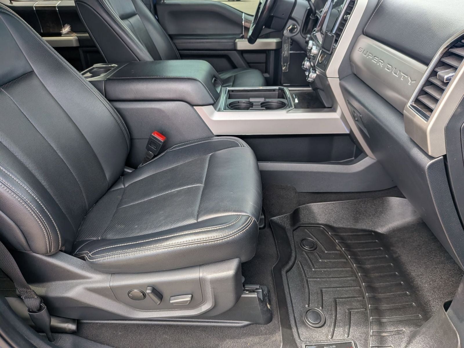 2022 Ford F-250SD Lariat