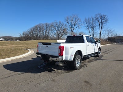 2022 Ford F-350SD Lariat