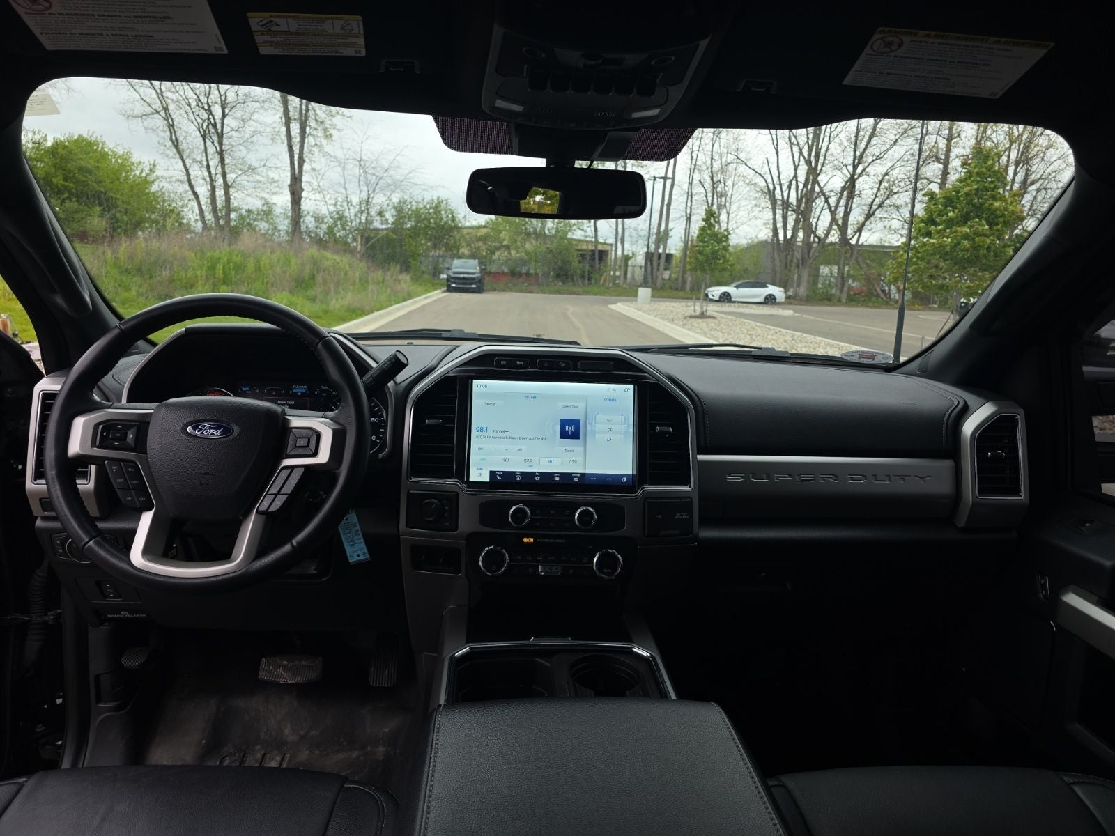 2022 Ford F-350SD Lariat