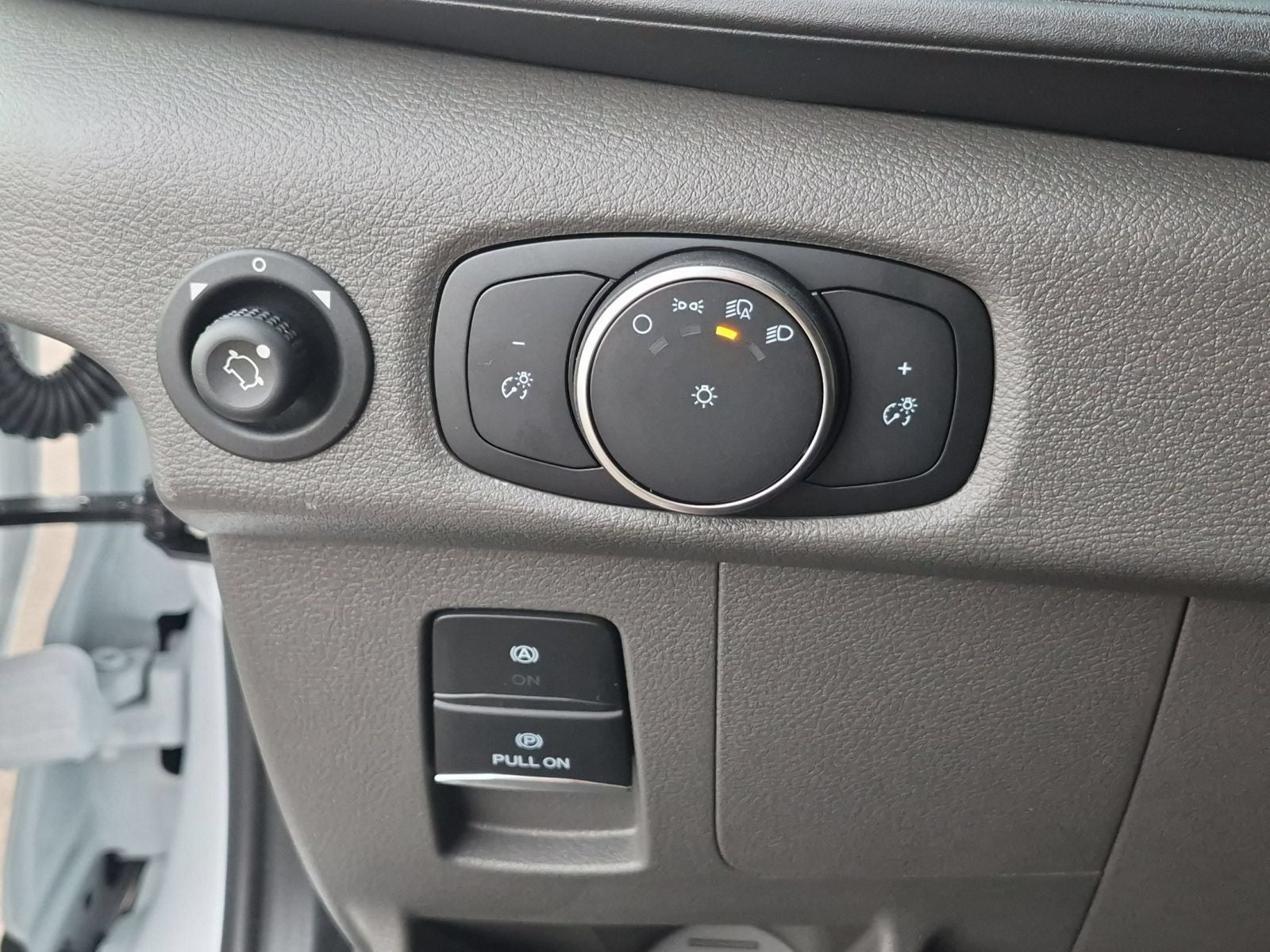2027 Ford Transit-250 Base