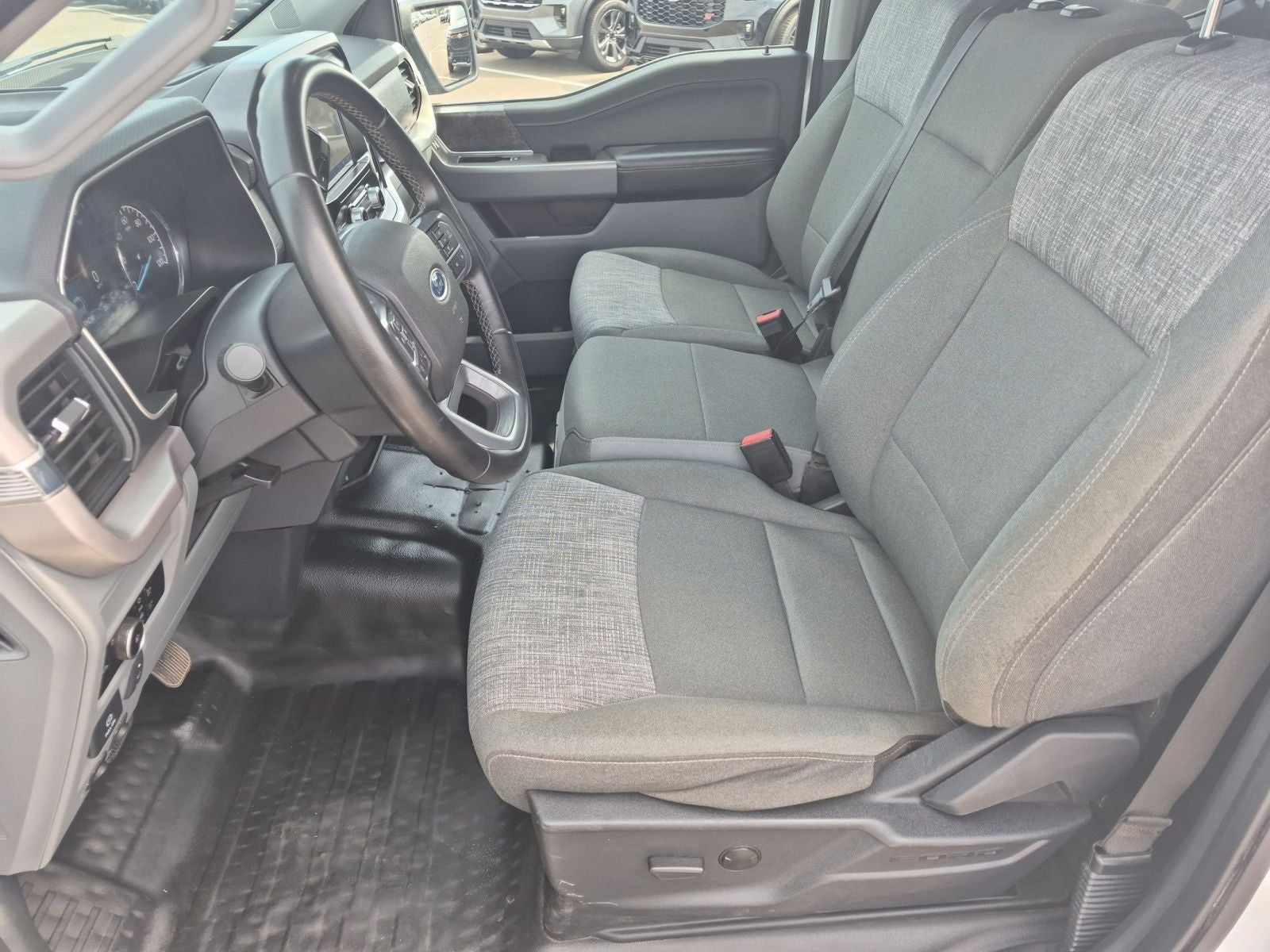 2023 Ford F-150 XLT 4X4