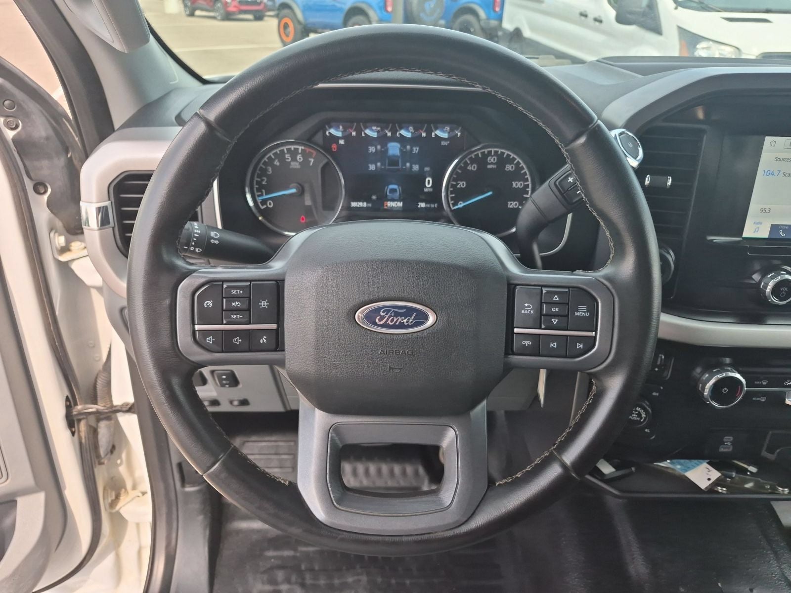 2023 Ford F-150 XLT 4X4