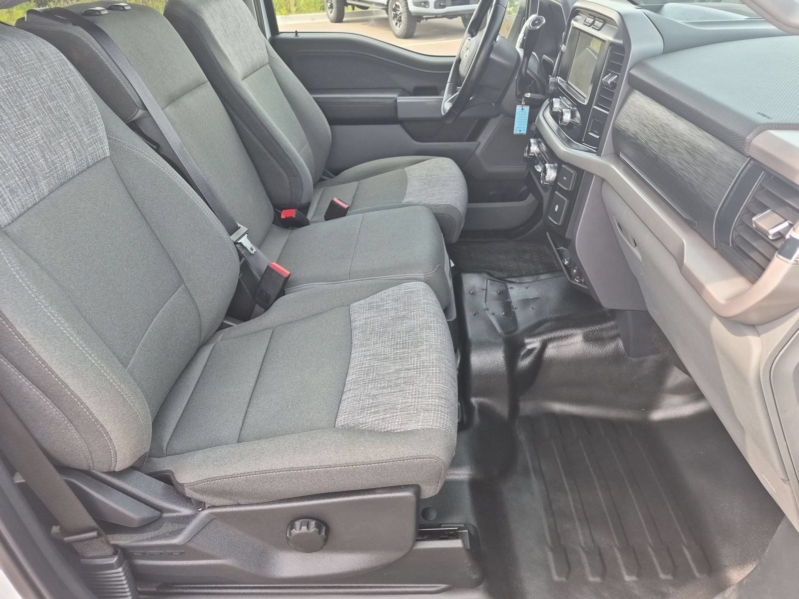 2023 Ford F-150 XLT 4X4