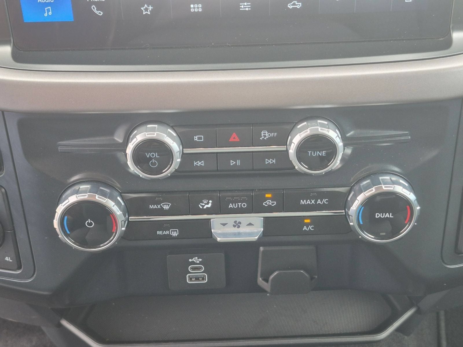 2025 Ford F-150 XLT 4X4