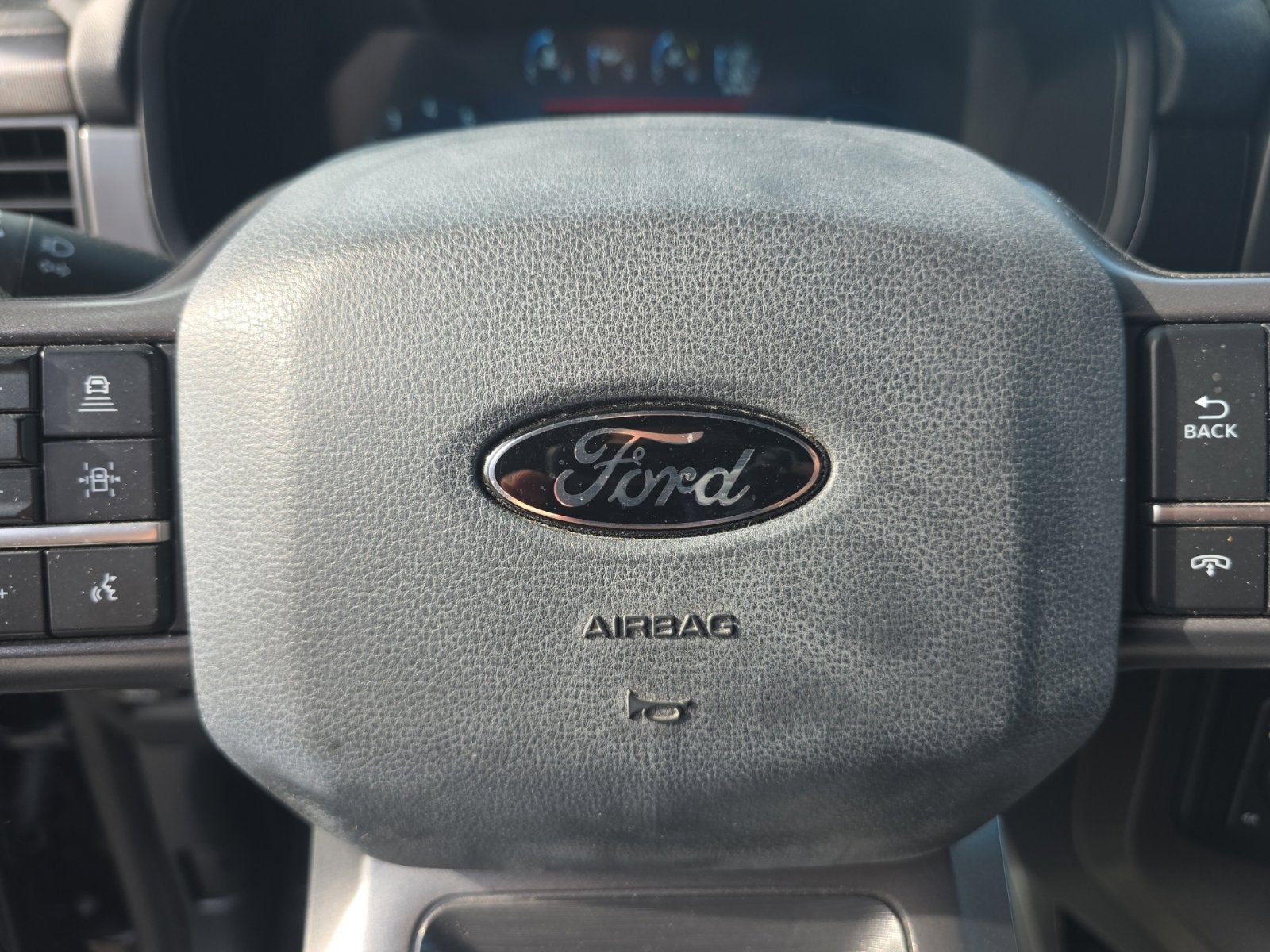 2024 Ford F-150 Lariat 4X4