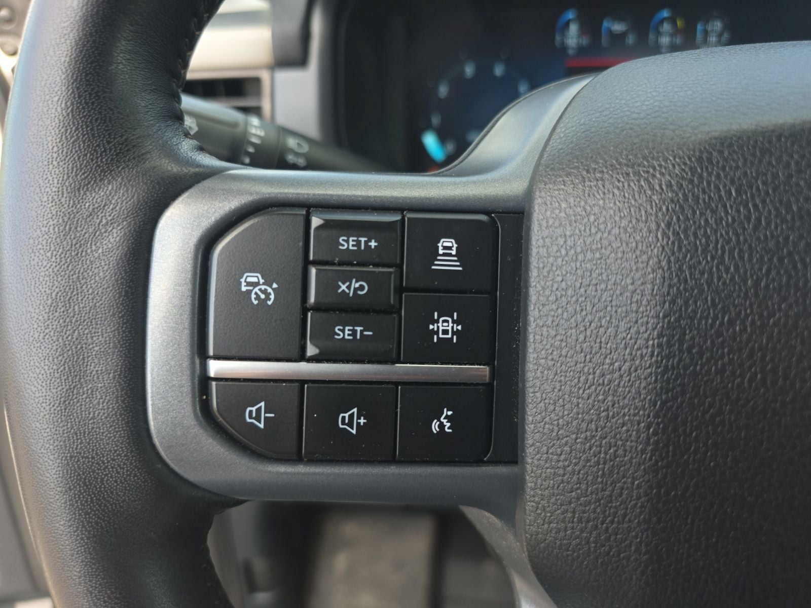 2024 Ford F-150 Lariat 4X4