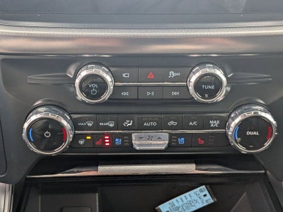 2025 Ford F-150 Lariat 4X4