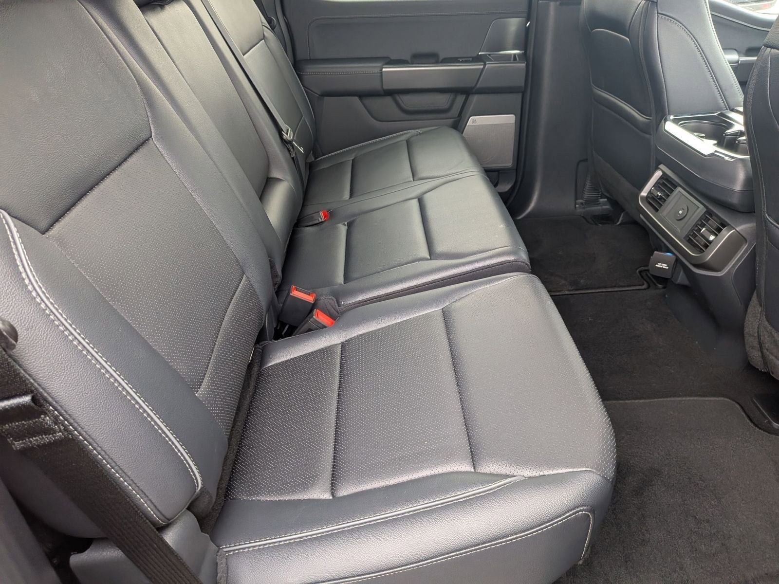 2025 Ford F-150 Lariat 4X4