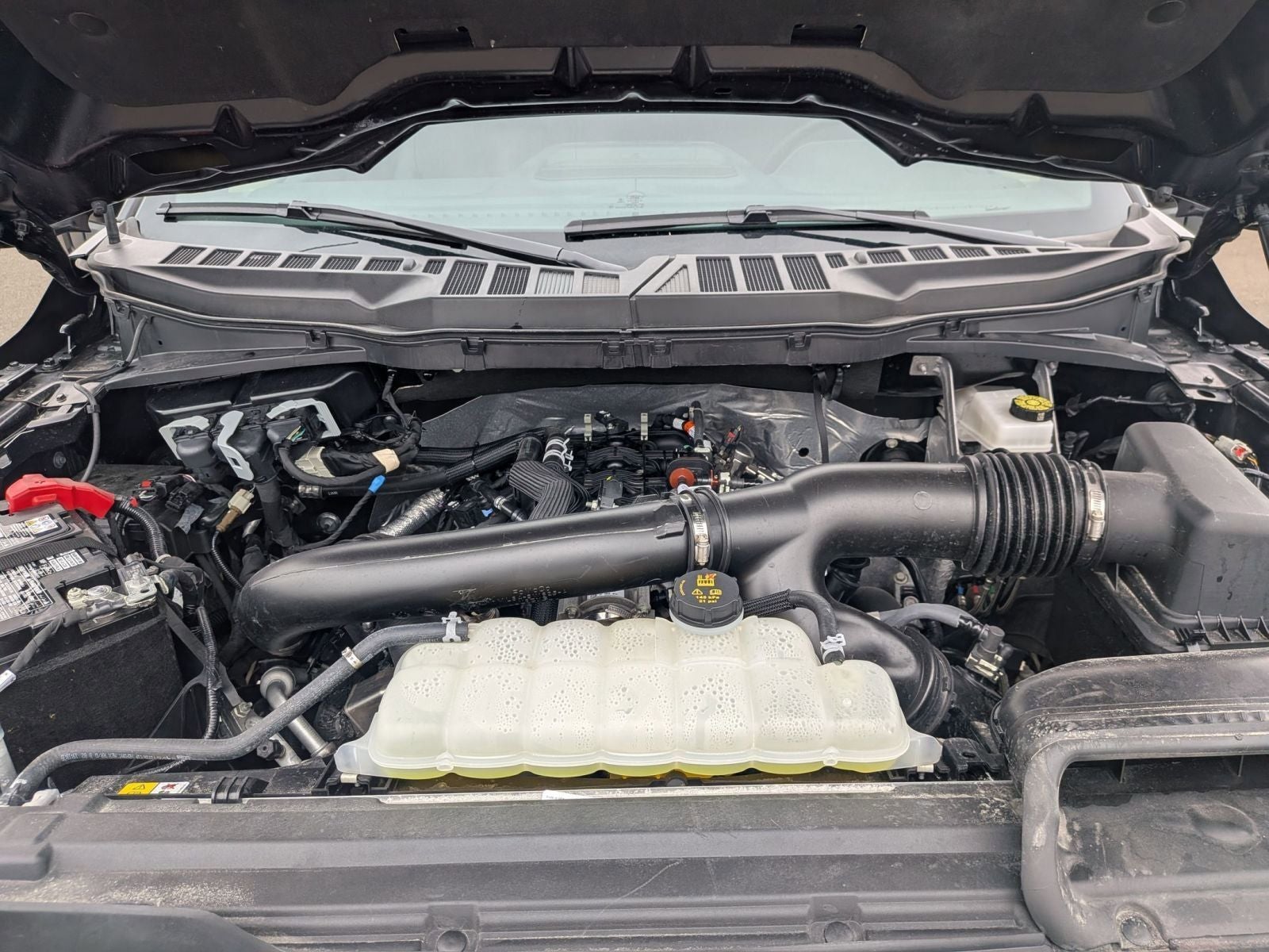 2025 Ford F-150 Lariat 4X4