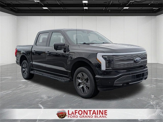 2022 Ford F-150 Lightning Lariat