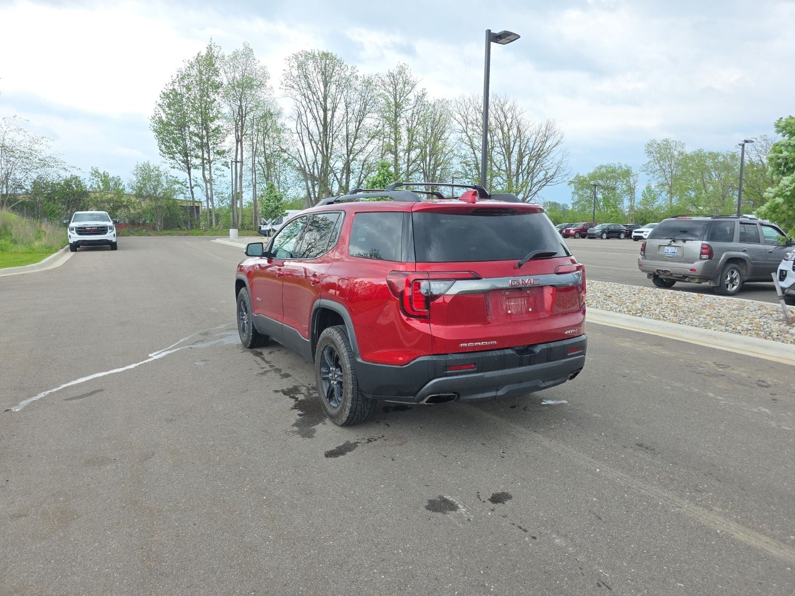 2021 GMC Acadia AT4