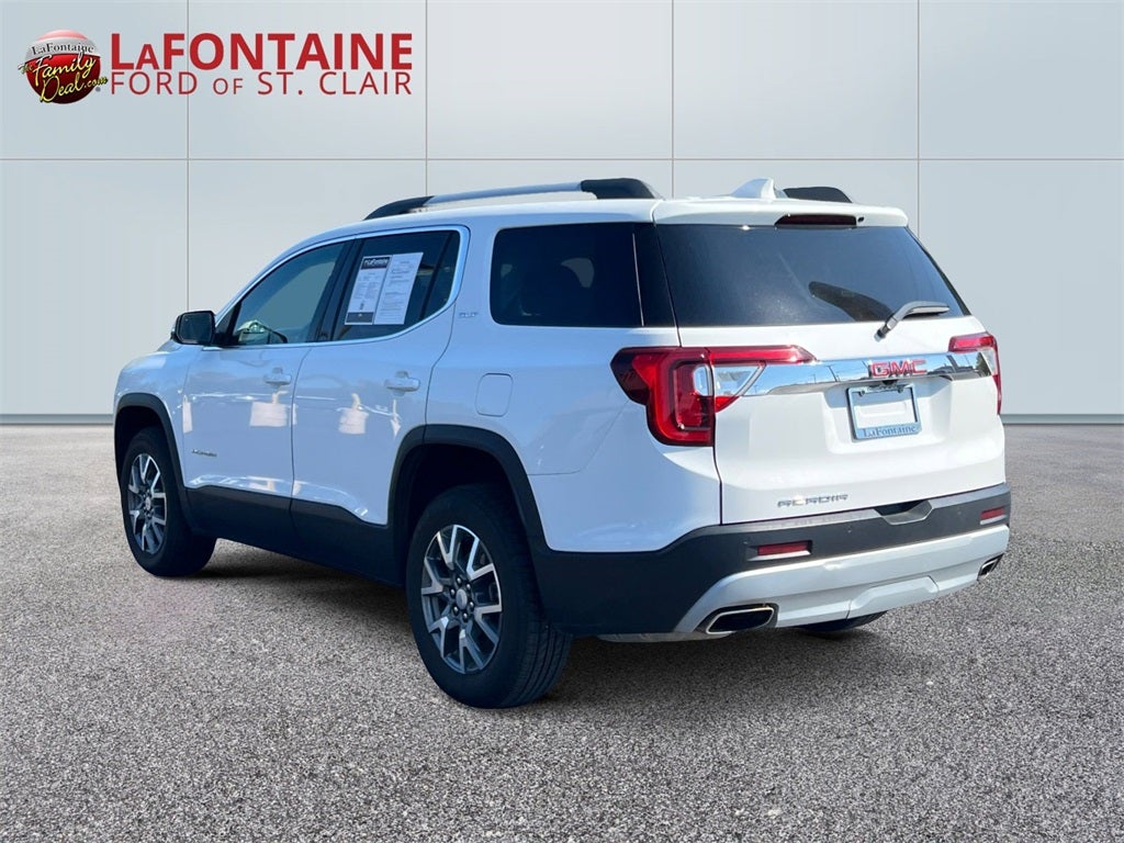 2023 GMC Acadia SLT