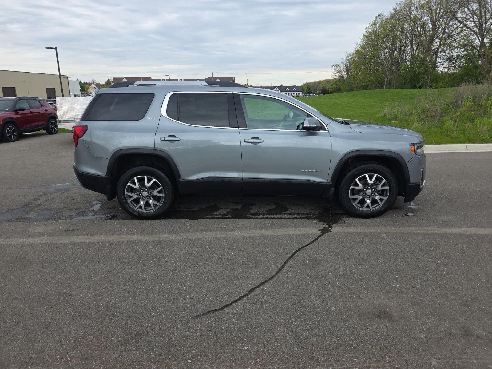 2023 GMC Acadia SLE