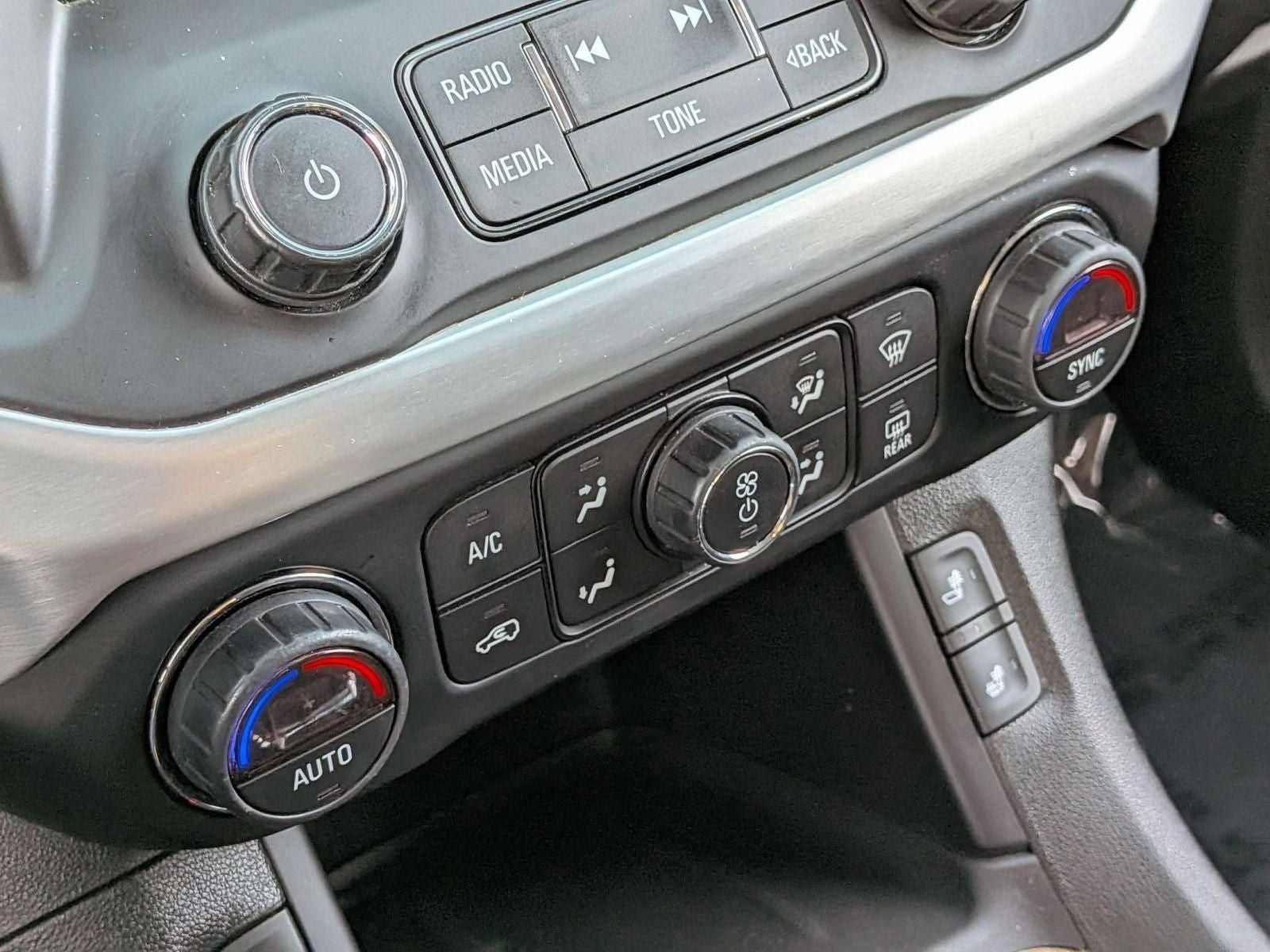 2017 GMC Acadia SLE-2