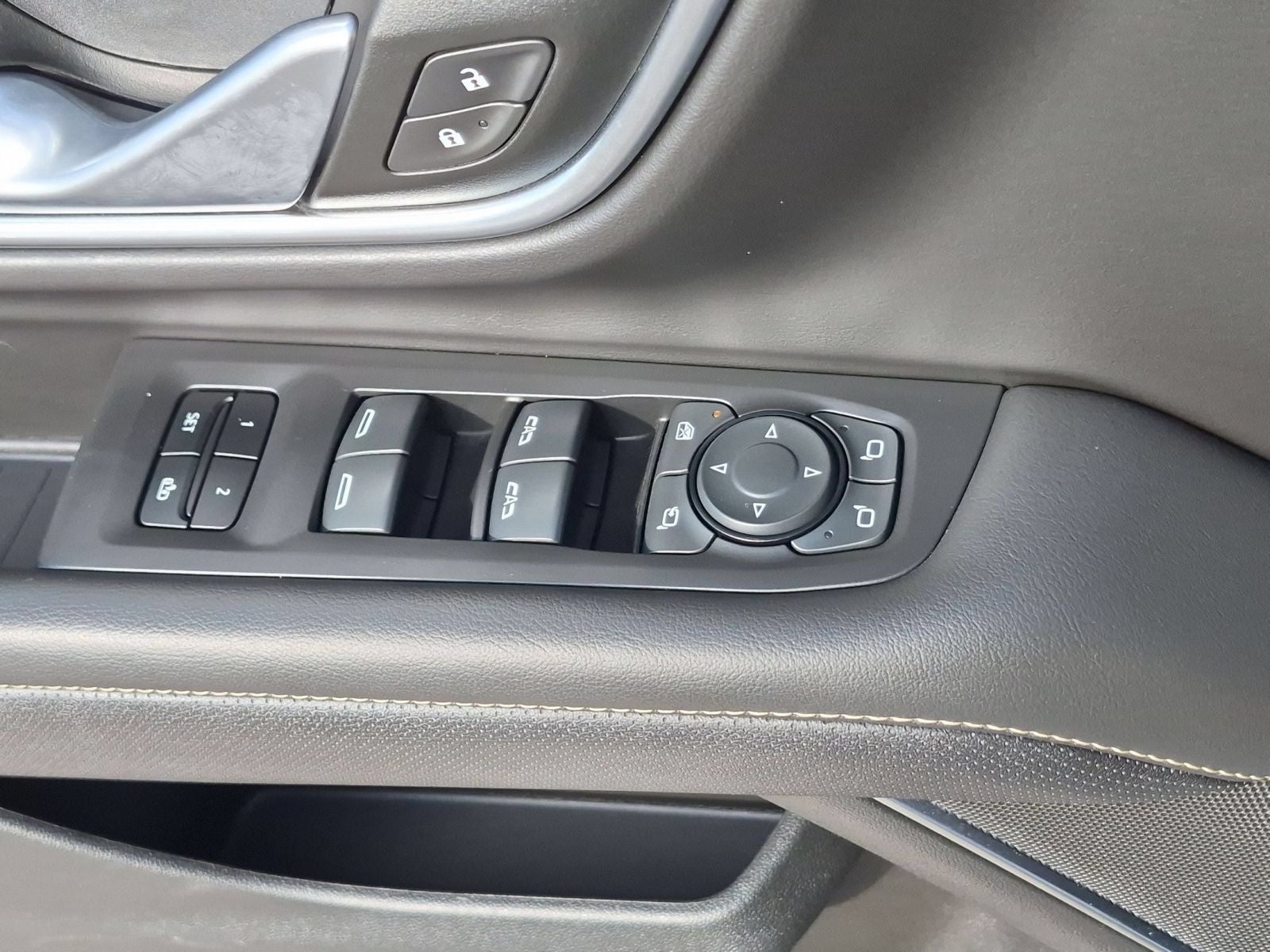 2024 GMC Yukon XL SLT 4WD