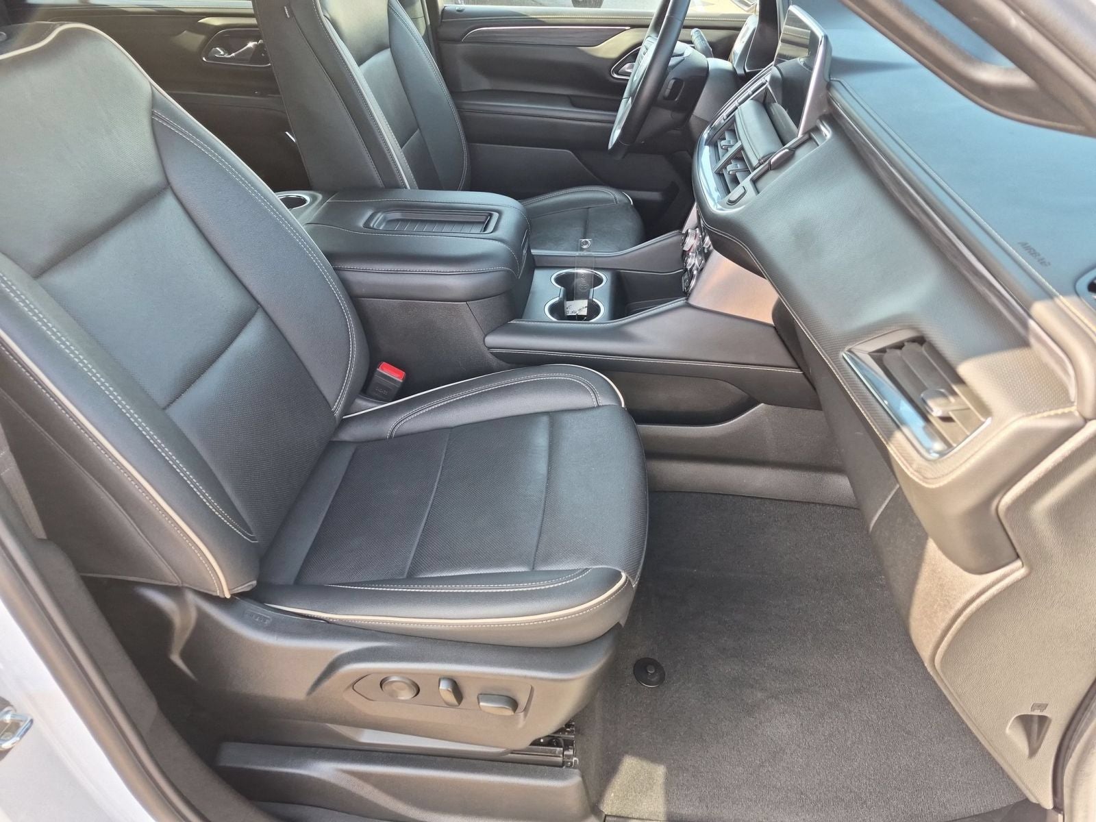 2024 GMC Yukon XL SLT 4WD