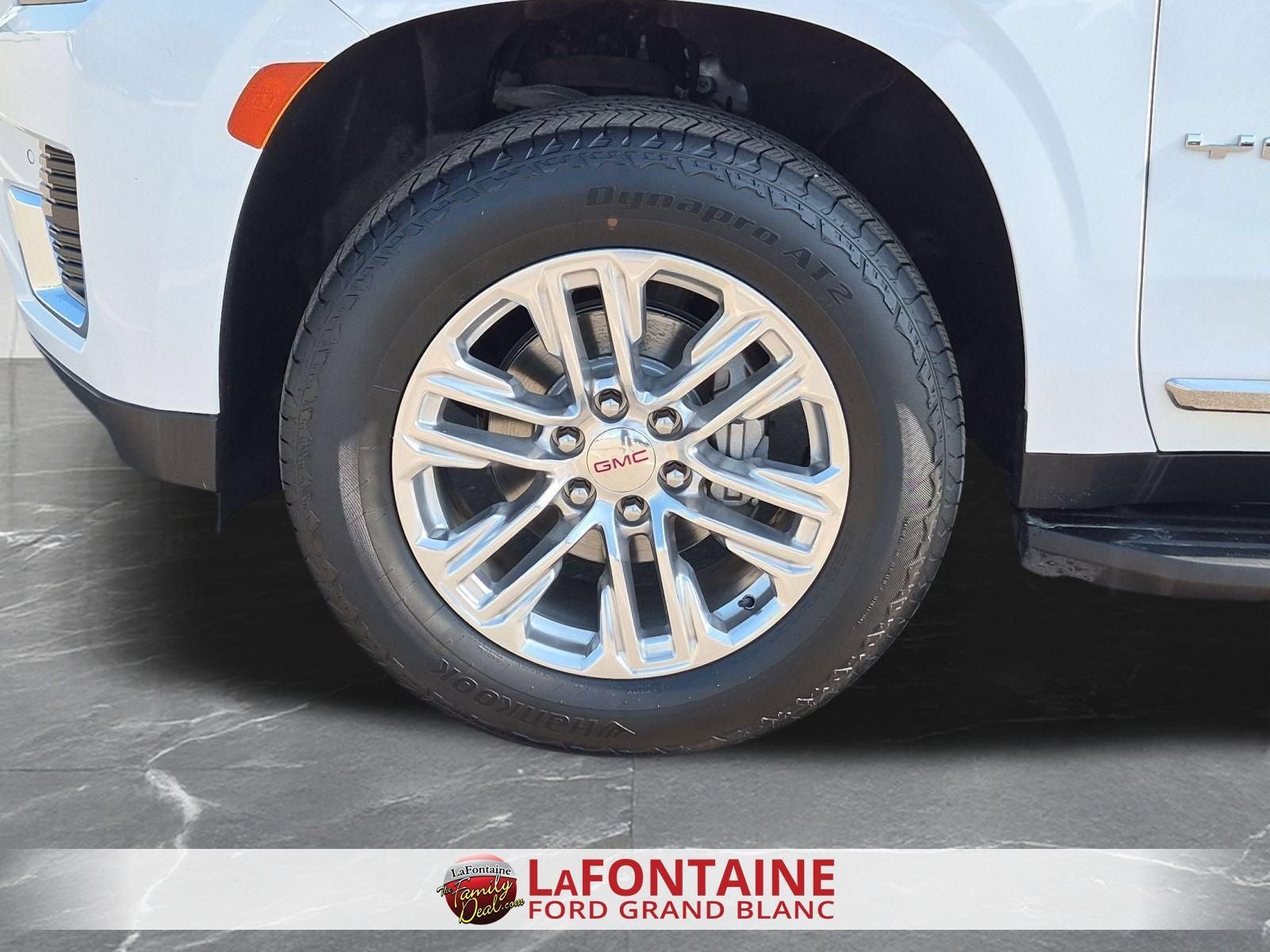 2024 GMC Yukon XL SLT 4WD