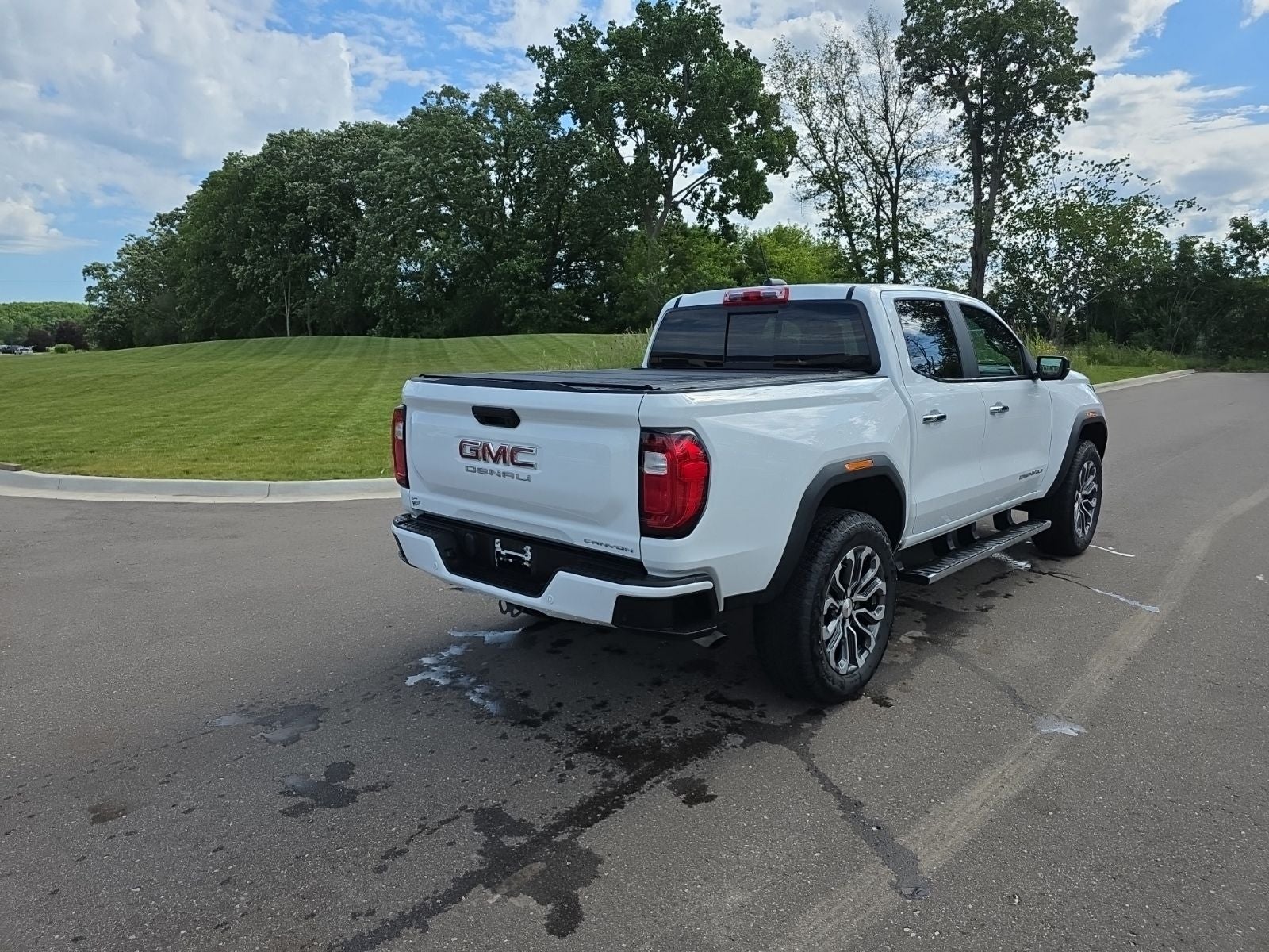 2024 GMC Canyon Denali