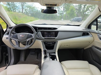 2018 Cadillac XT5 Premium Luxury