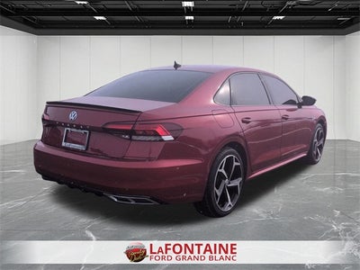 2021 Volkswagen Passat 2.0T R-Line