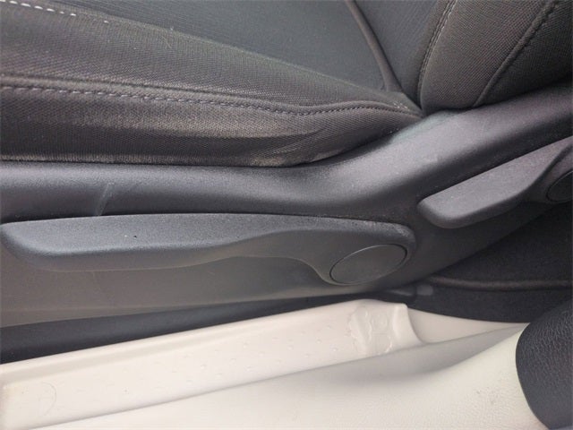 2021 Chrysler Voyager L