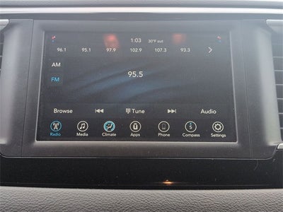 2021 Chrysler Voyager L