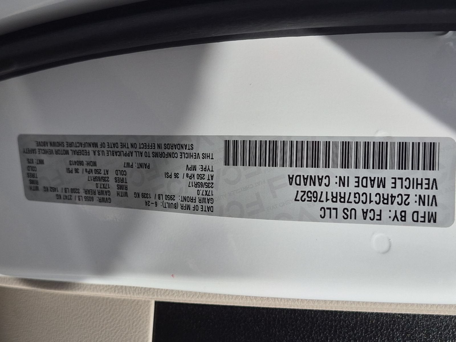 2024 Chrysler Voyager LX