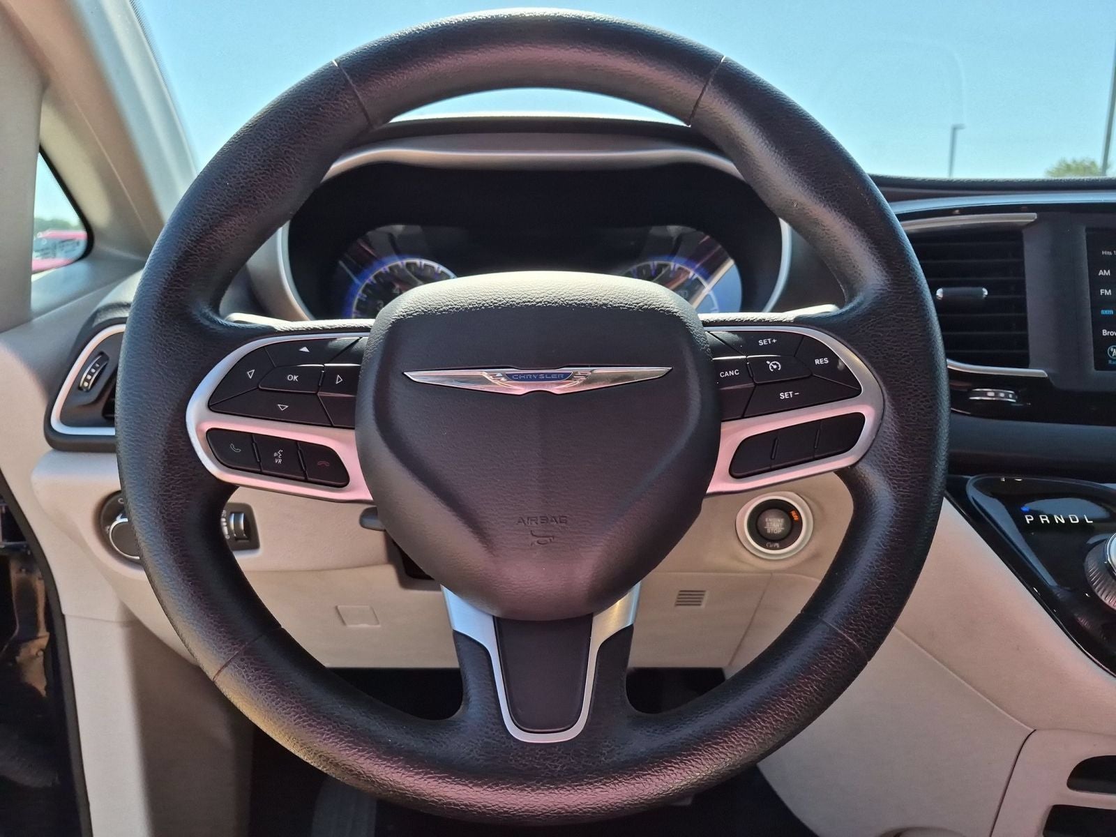 2020 Chrysler Voyager LXI