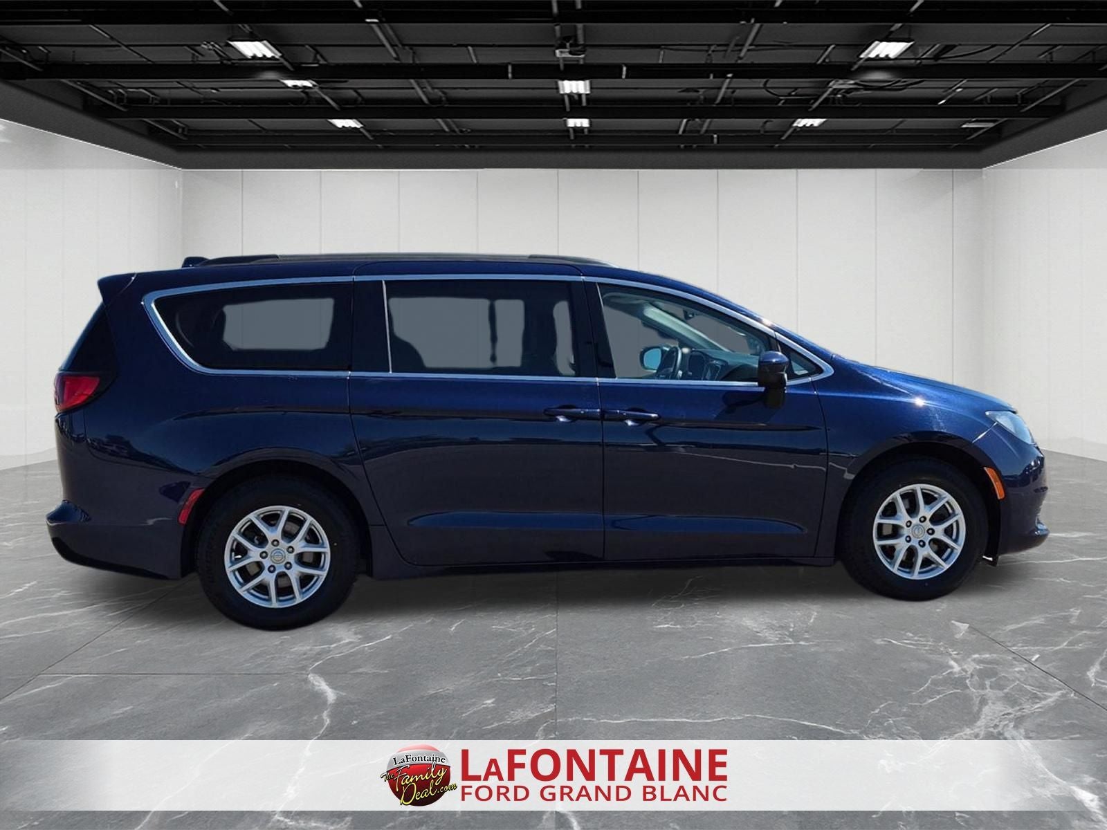 2020 Chrysler Voyager LXI