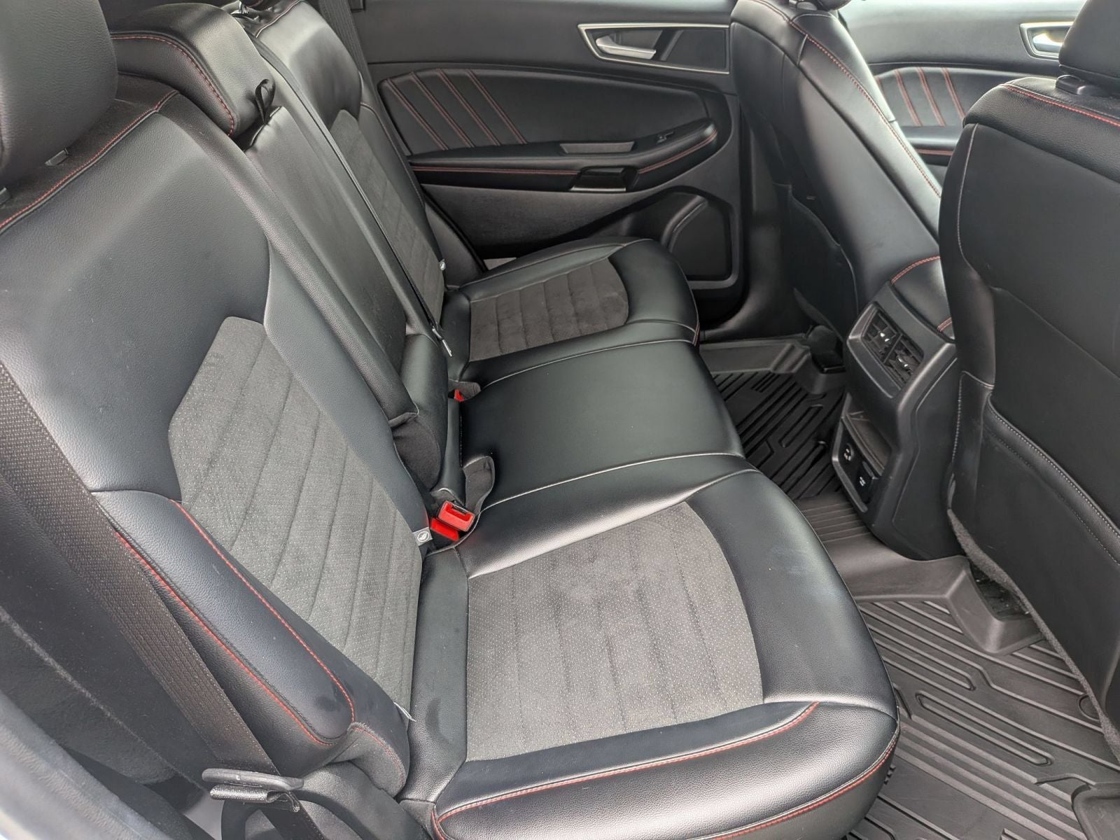 2022 Ford Edge ST Line AWD