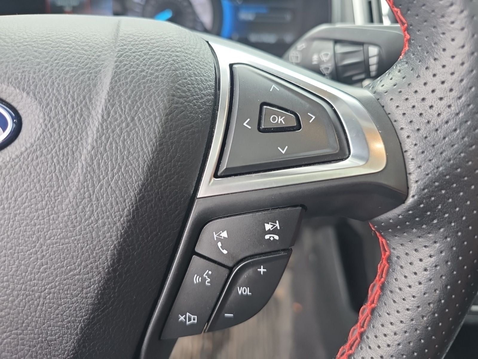 2022 Ford Edge ST Line