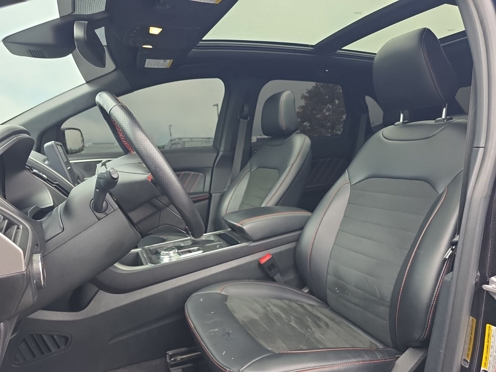 2022 Ford Edge ST Line
