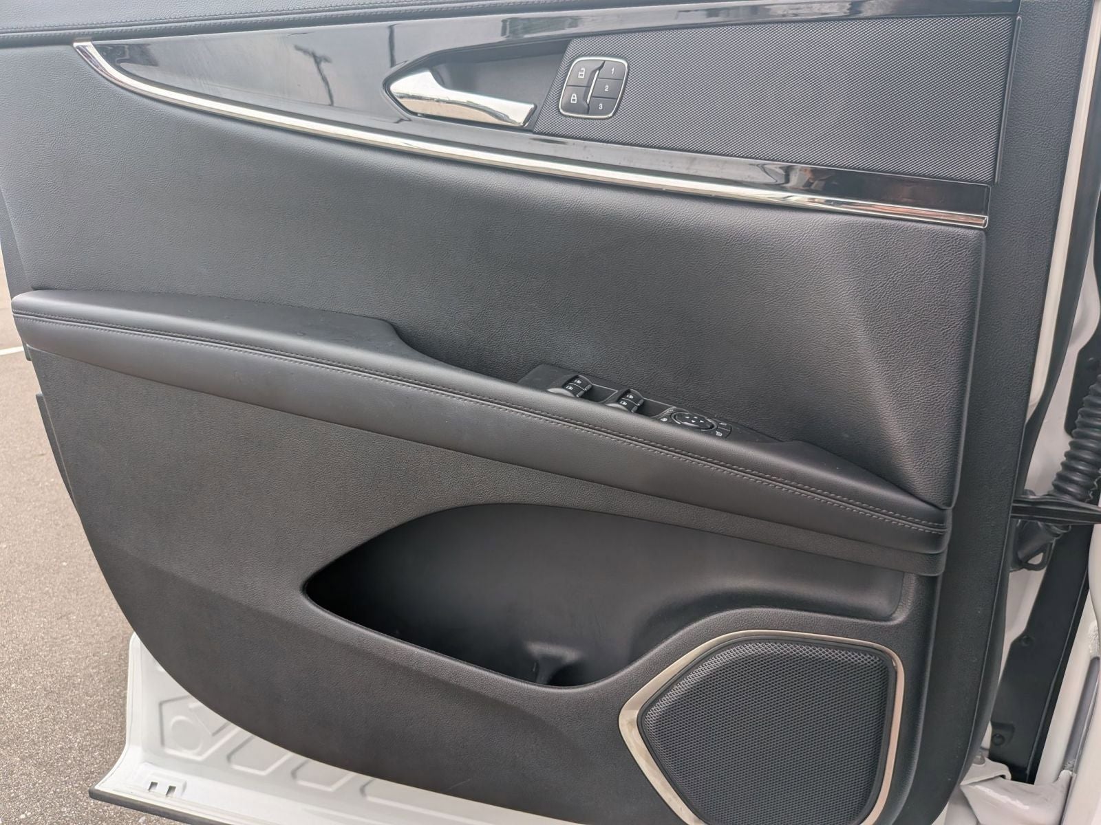 2023 Lincoln Nautilus Standard AWD