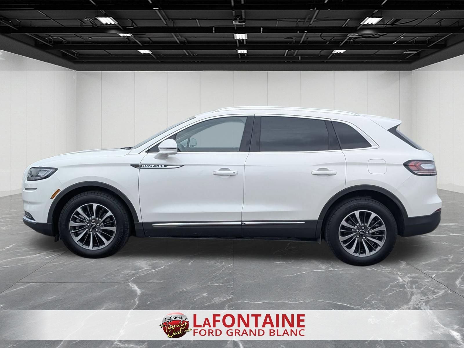 2023 Lincoln Nautilus Standard AWD