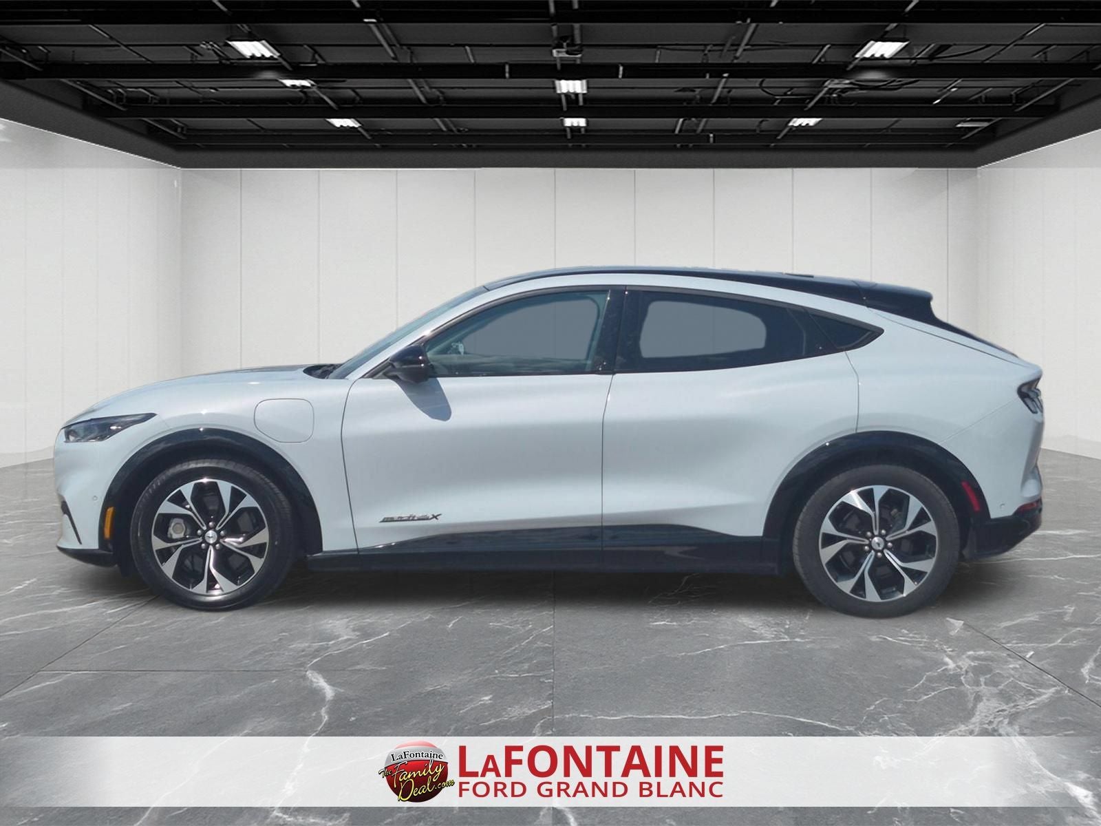 2022 Ford Mustang Mach-E Premium AWD