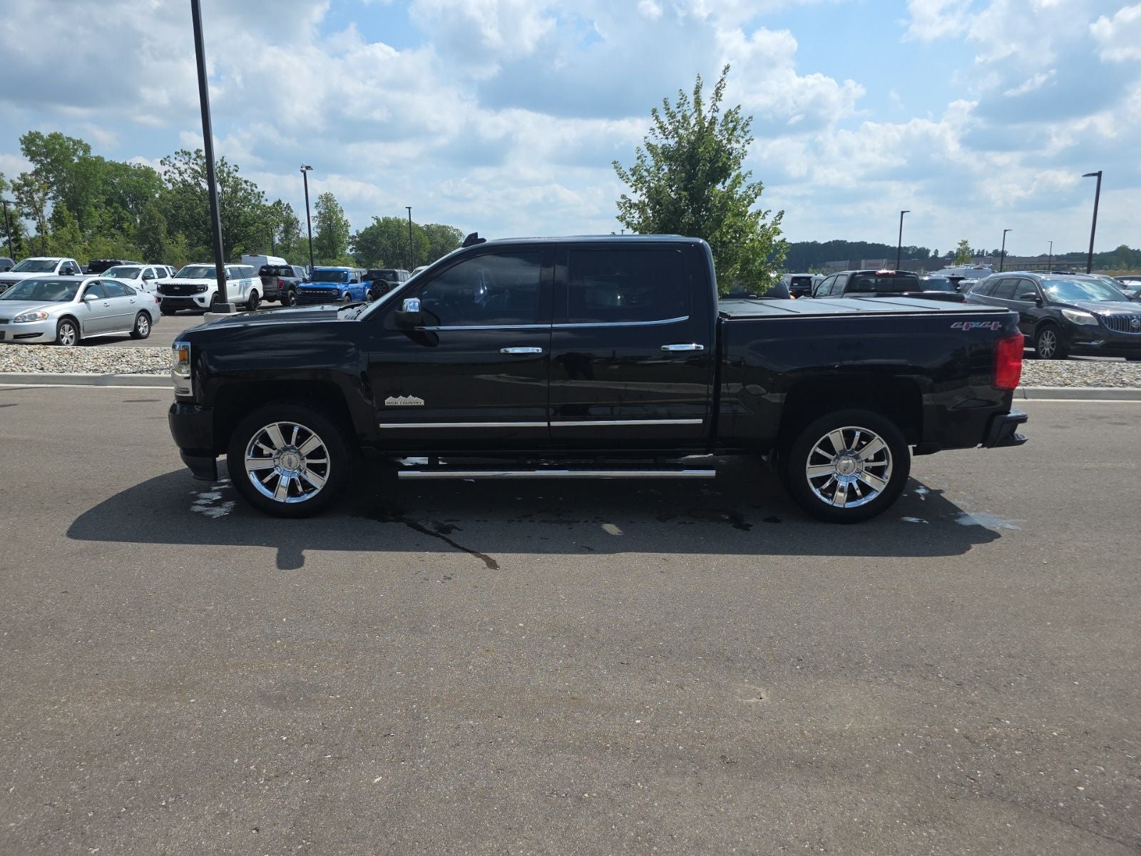 2017 Chevrolet Silverado 1500 High Country