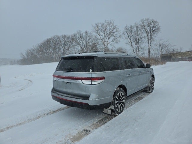 2023 Lincoln Navigator L L Reserve
