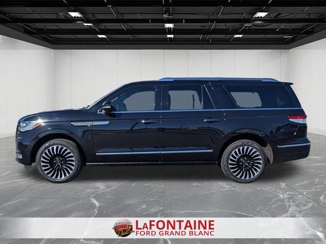 2022 Lincoln Navigator L Reserve