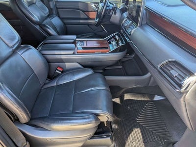 2022 Lincoln Navigator L Reserve