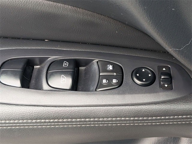 2019 Nissan Pathfinder SV 4X4